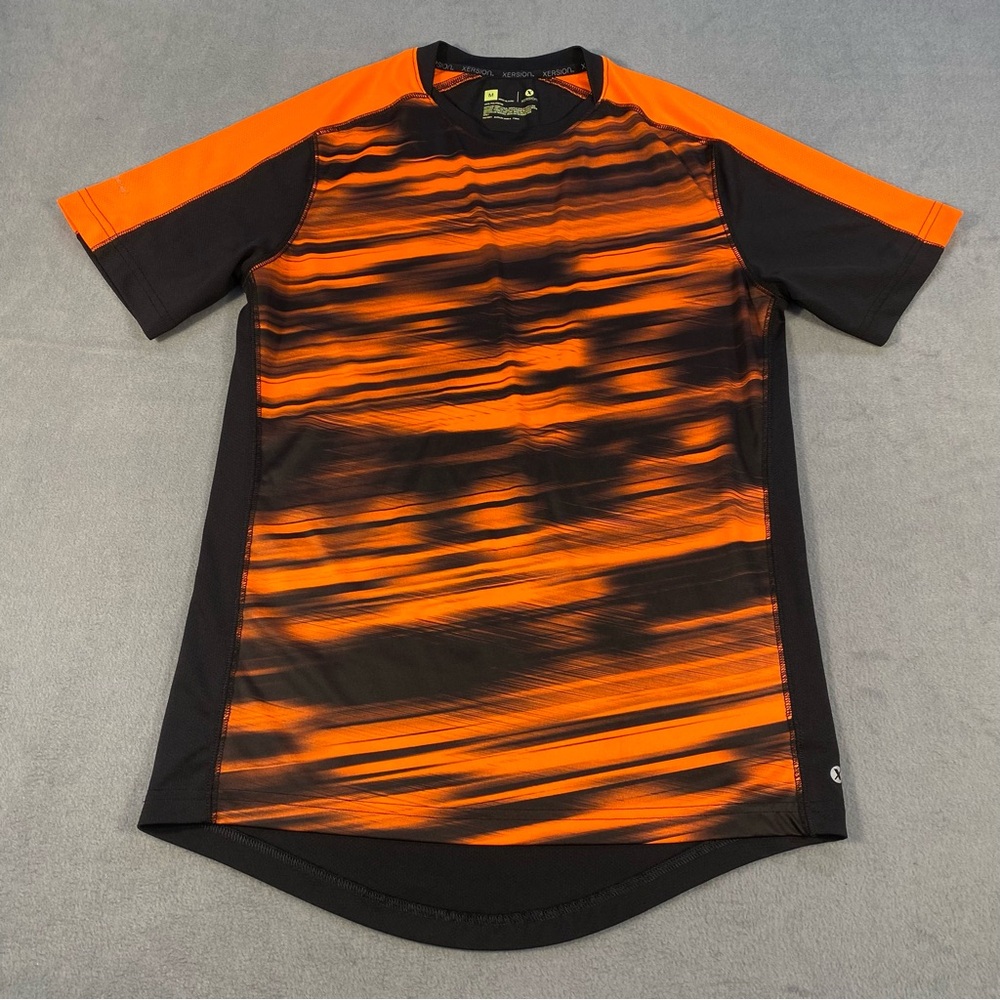 Xersion Men's Dynamic Black and Orange jersey T-shirt